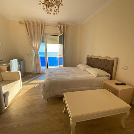 Hotel 3 Vellezerit Durres Luaran gambar