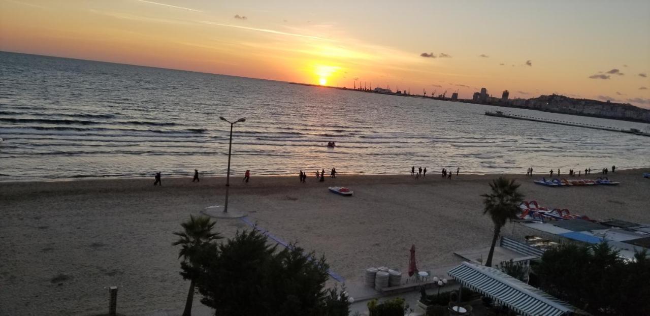 Hotel 3 Vellezerit Durres Luaran gambar