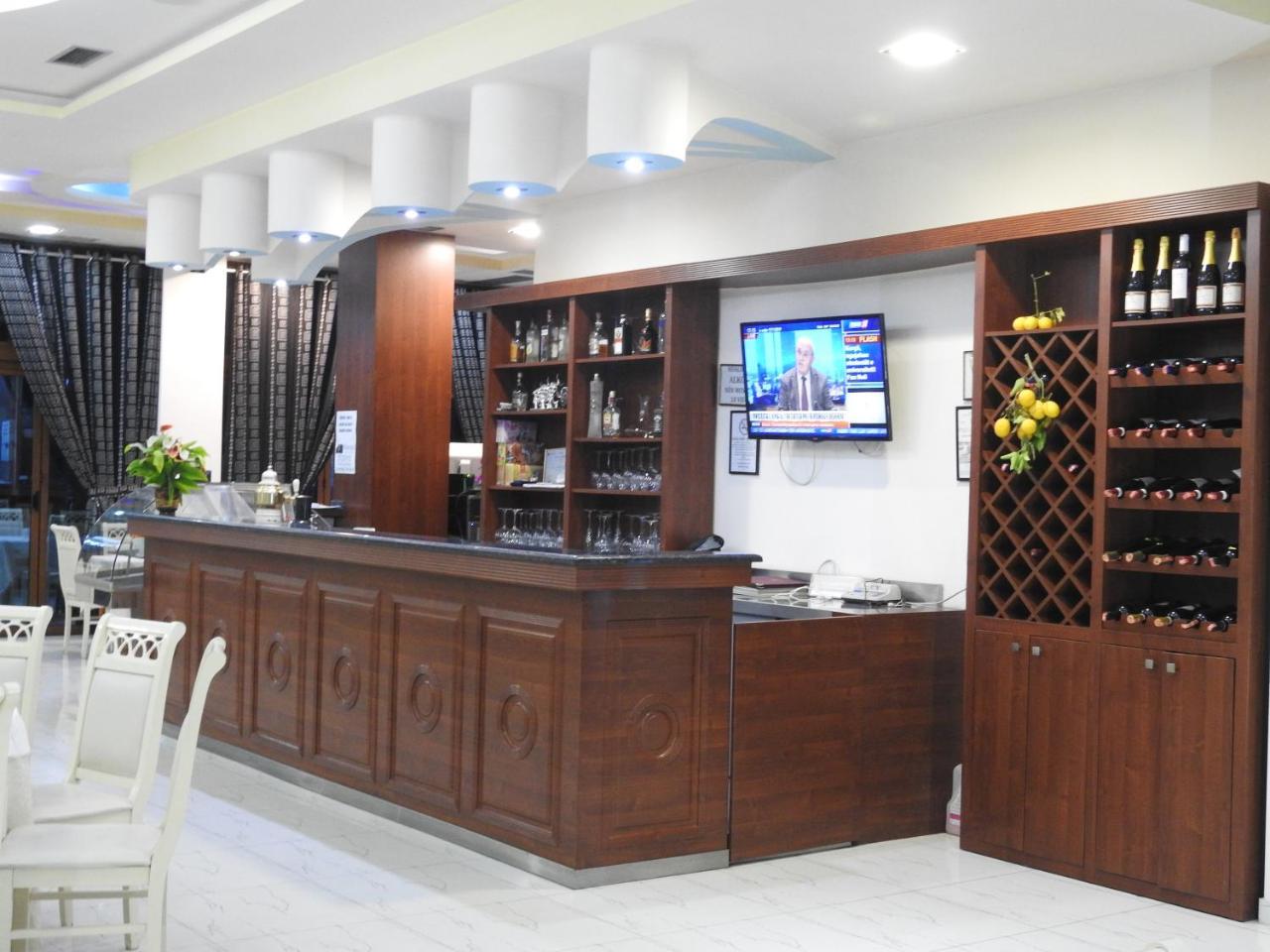 Hotel 3 Vellezerit Durres Luaran gambar