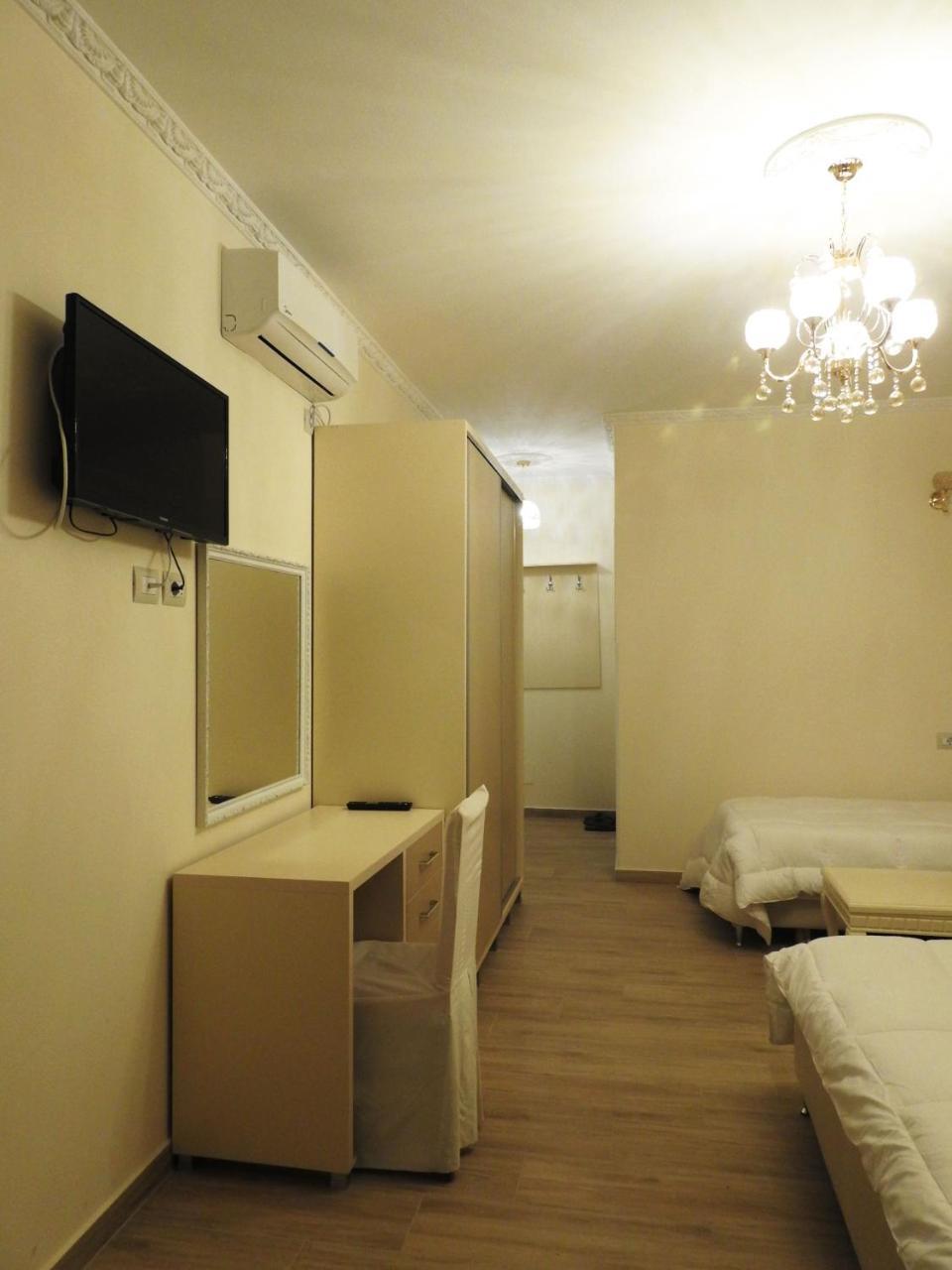 Hotel 3 Vellezerit Durres Luaran gambar