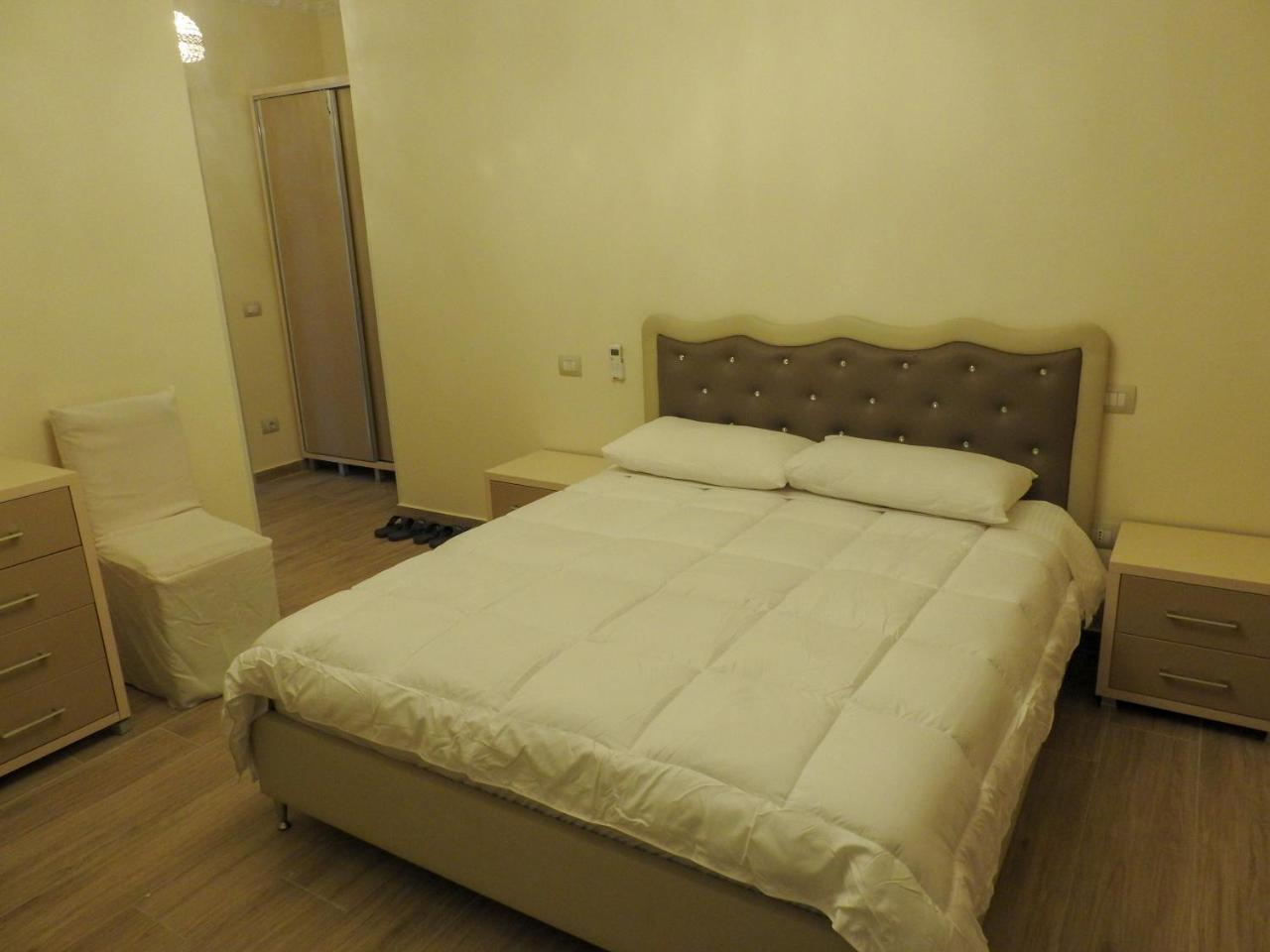 Hotel 3 Vellezerit Durres Luaran gambar