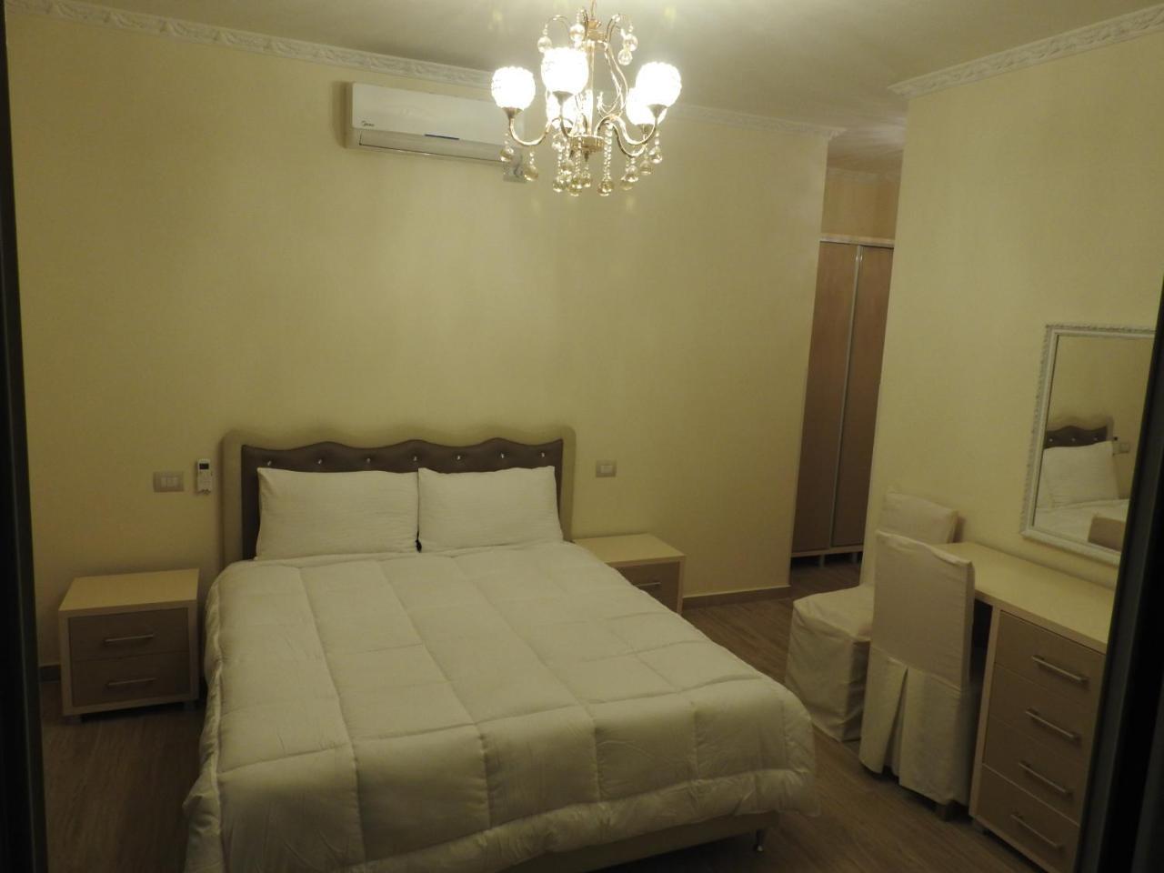 Hotel 3 Vellezerit Durres Luaran gambar
